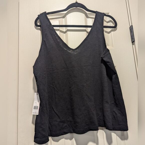 Dex Black Tank Top - Picture 2 of 5